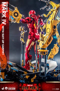 Iron Man 2 Actionfigur 1/4 Iron Man Mark IV mit Suit-Up Gantry 49 cm