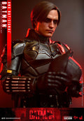The Batman Movie Masterpiece Actionfigur 1/6 Batman with Bat-Signal 31 cm