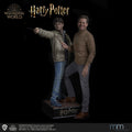 Harry mit M. Muckle um das Größenverhältnis zu zeigen