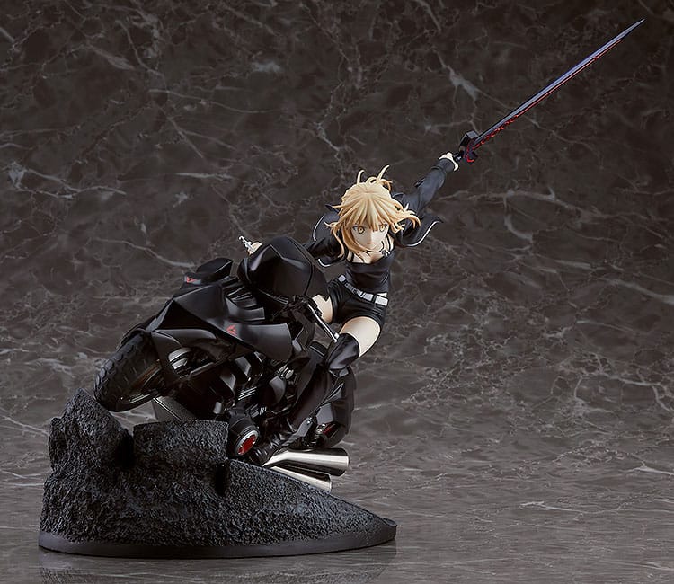 Fate/Grand Order PVC Statue 1/8 Saber/Altria Pendragon (Alter) &amp; Cuirassier Noir 27 cm (re-run)