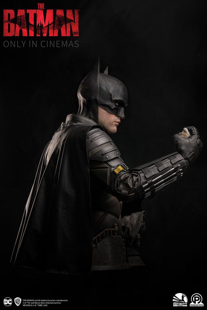 The Batman Life-Size Büste Batman 93 cm