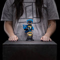 Batman Mini Co. PVC Figur Batman on Bat-Signal (Blue Variant) 19 cm
