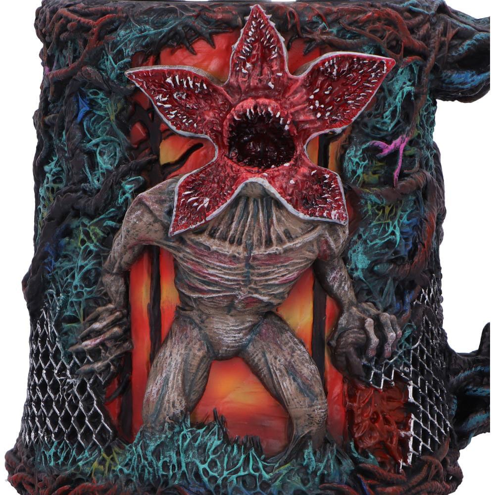Stranger Things Krug Demogorgon 16 cm