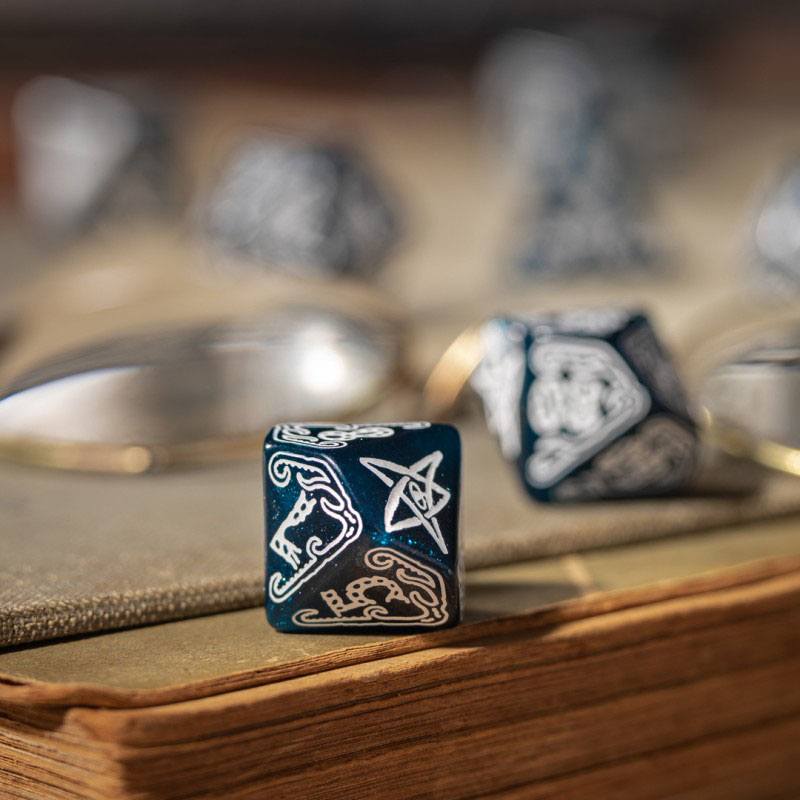 Call of Cthulhu Würfel Set Abyssal & White (7)