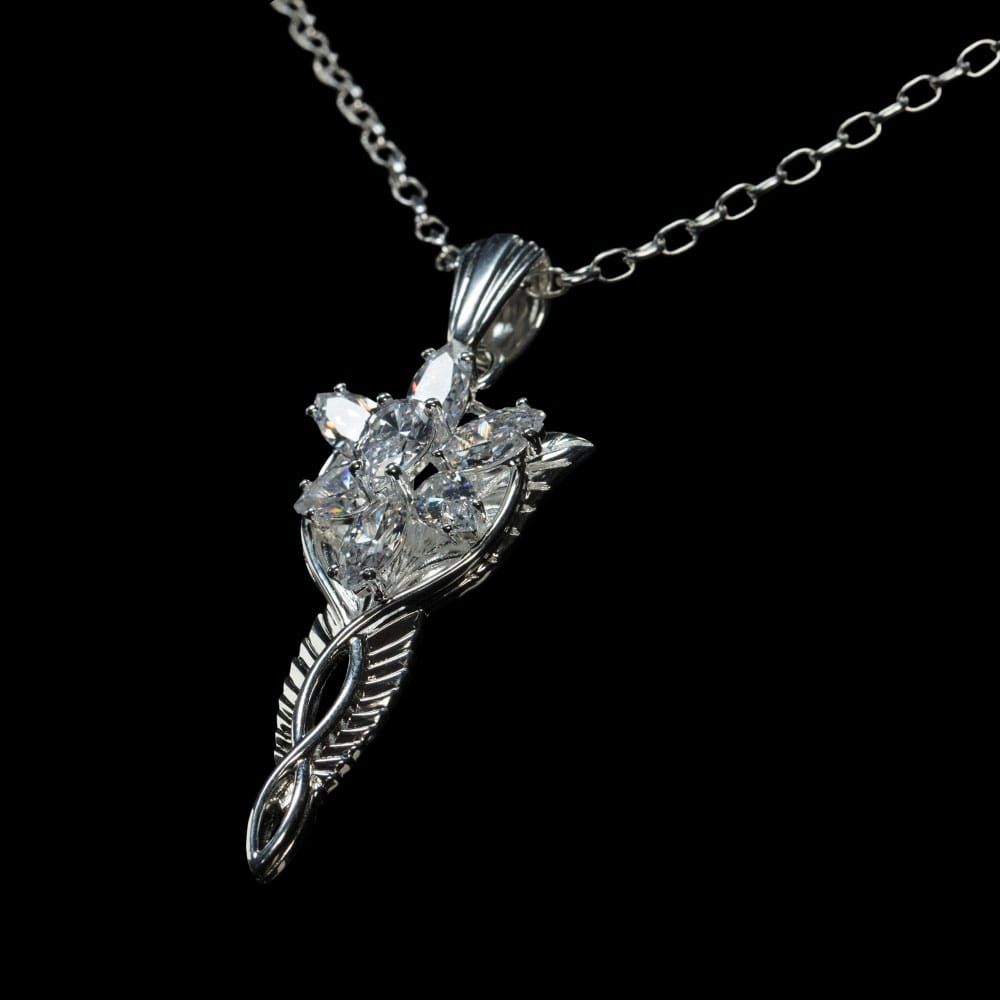 Lord of the Rings Replica 1/1 Pendant &amp; Chain Arwen's Evenstar (Sterling Silver)