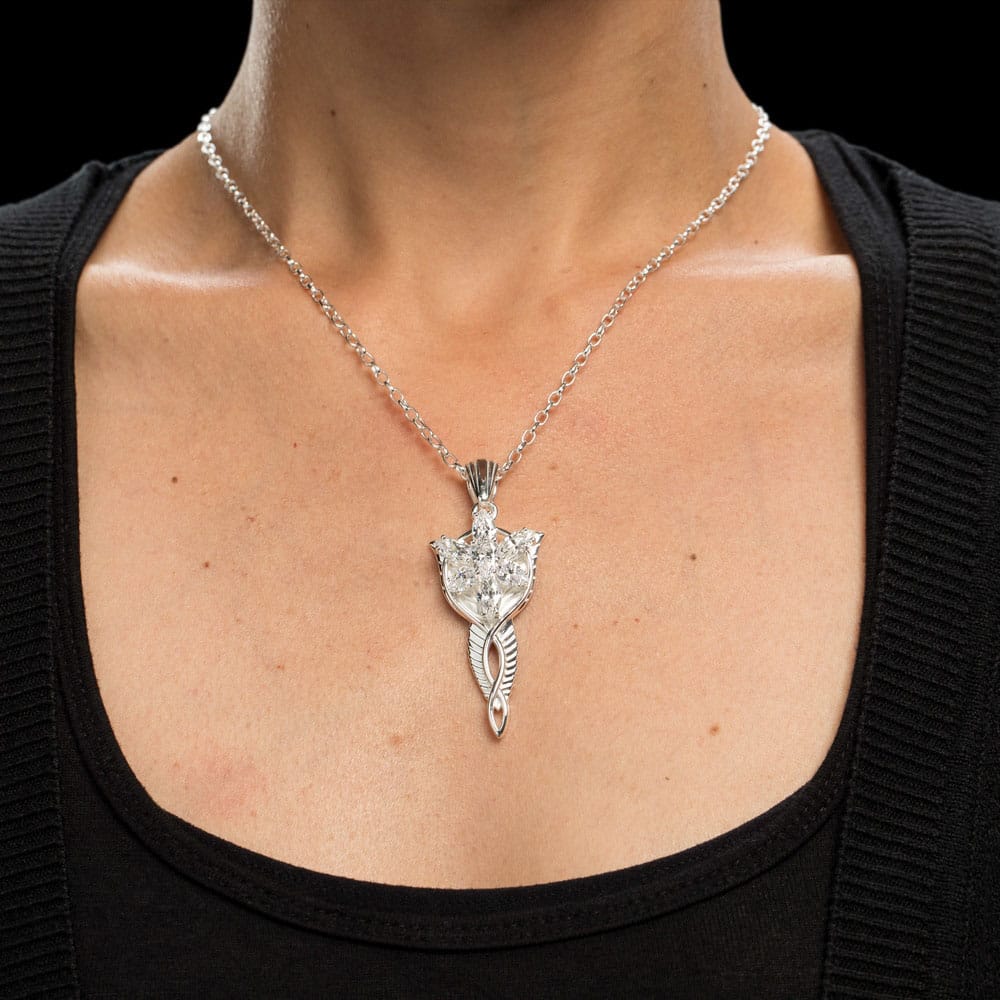 Lord of the Rings Replica 1/1 Pendant &amp; Chain Arwen's Evenstar (Sterling Silver)